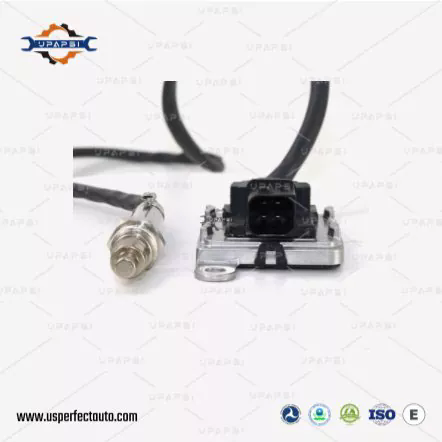 Avtomobil egzozu emissiya nəzarətinə və ətraf mühitin qorunmasında bir azot oksid (NOX) sensoru necə kömək edir?